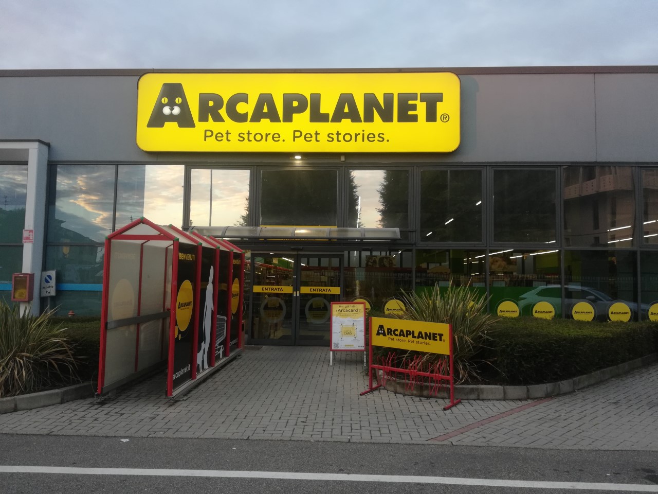 Arcaplanet Giussano Viale Como, 6, LOMBARDIA