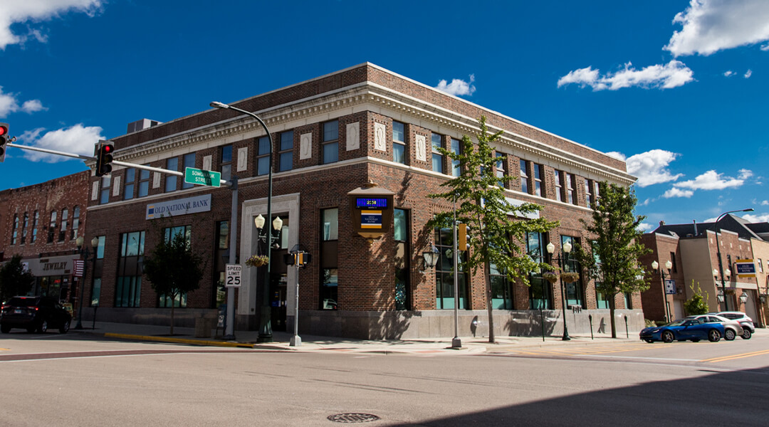 Old National Bank Sycamore: Consumer, Commercial, Wealth, Business 