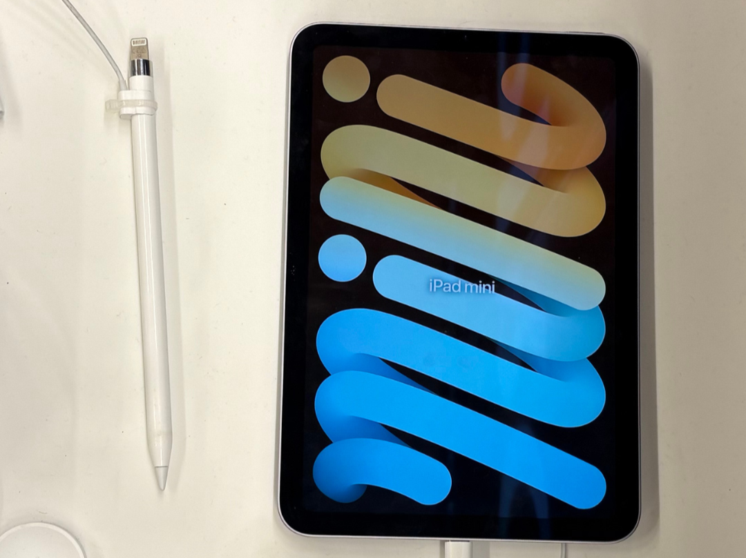 IPad mini 
64G ,123G, 256G