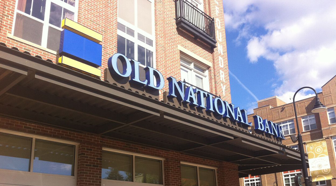 Old National Bank Consumer Commercial Wealth Business Banking In   1080x600 