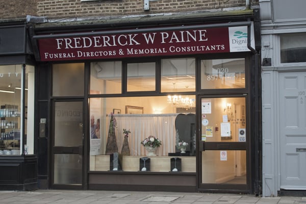 Kingston Upon Thames Funeral Directors | Dignity Funerals
