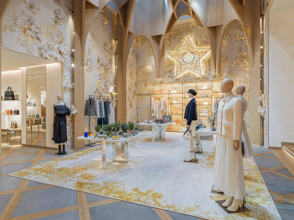 La boutique Dior Avenue des Champs-Elysées reçoit le Prix