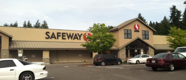 Safeway Store Front Picture at 23961 NE State Route 3 in Belfair WA