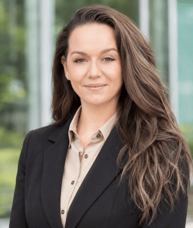 Photo of Samantha McPhillips