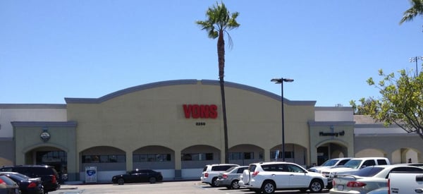 Vons Store Front Picture at 2250 Otay Lakes Rd in Chula Vista CA