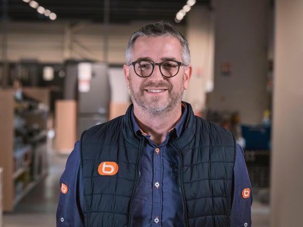 Fabrice conseiller service client du magasin Boulanger Toulouse Colomiers