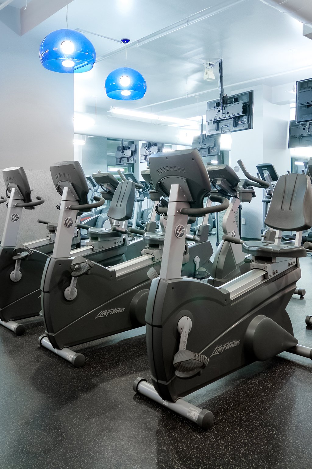 Blink Noho at 16 E. 4th St, New York, NY Blink Fitness