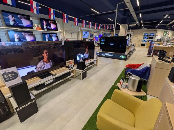 Les télévisions. Boulanger Strasbourg la Vigie.