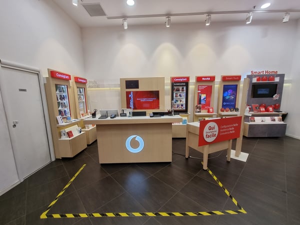 Vodafone Store | Carosello Carugate