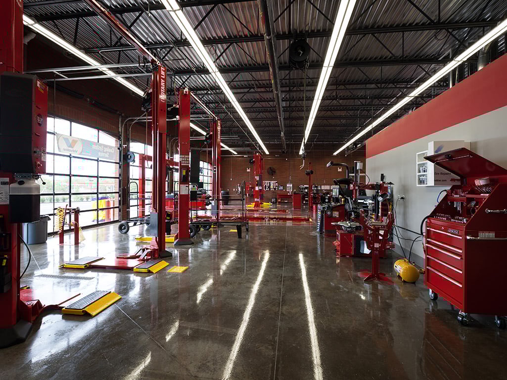Tire Discounters Brentwood East tires, alignment, brakes, autoglass