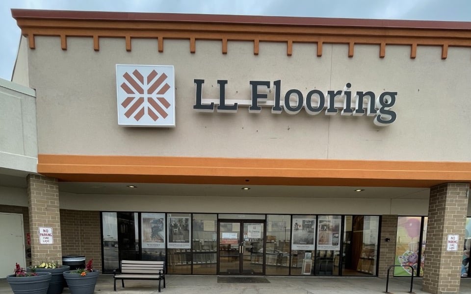 LL Flooring #1192 Marion | 1418 Twixt Town Road | Storefront