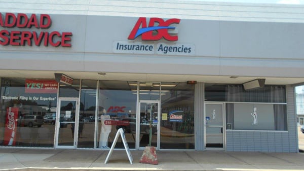 Direct Auto Insurance storefront located at  3124 A Louisville Ave, Monroe