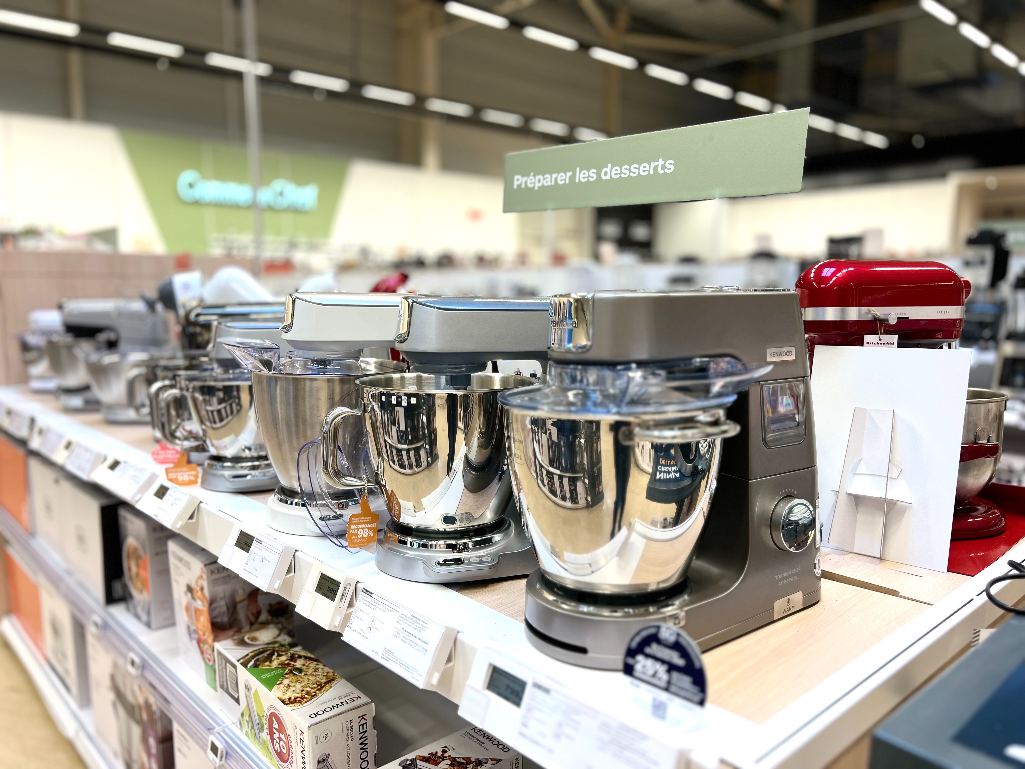 Robot pâtissier - magasin Boulanger de Valenciennes - Petite Forêt.