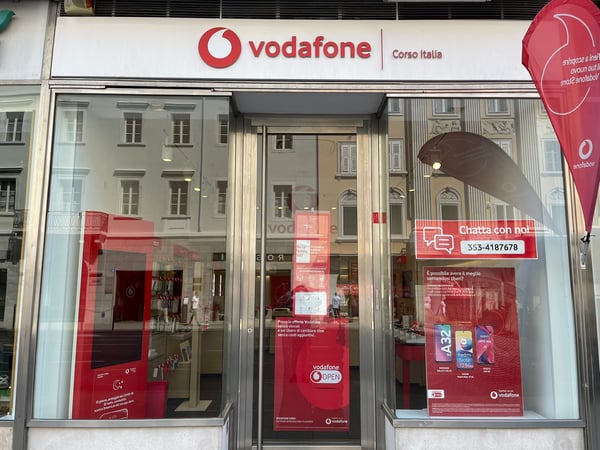 Vodafone Store | Corso Italia