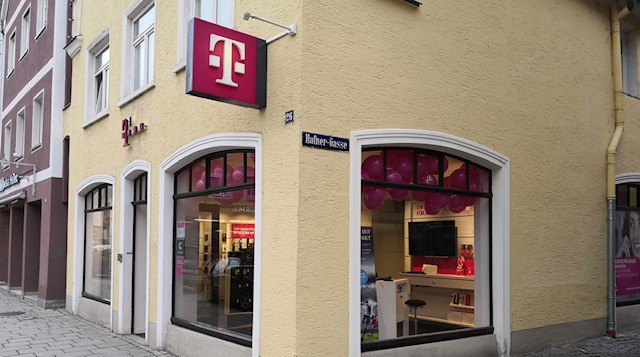 Store photo
