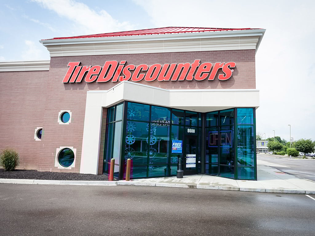 Tire Discounters Beechmont III tires, alignment, brakes, autoglass in