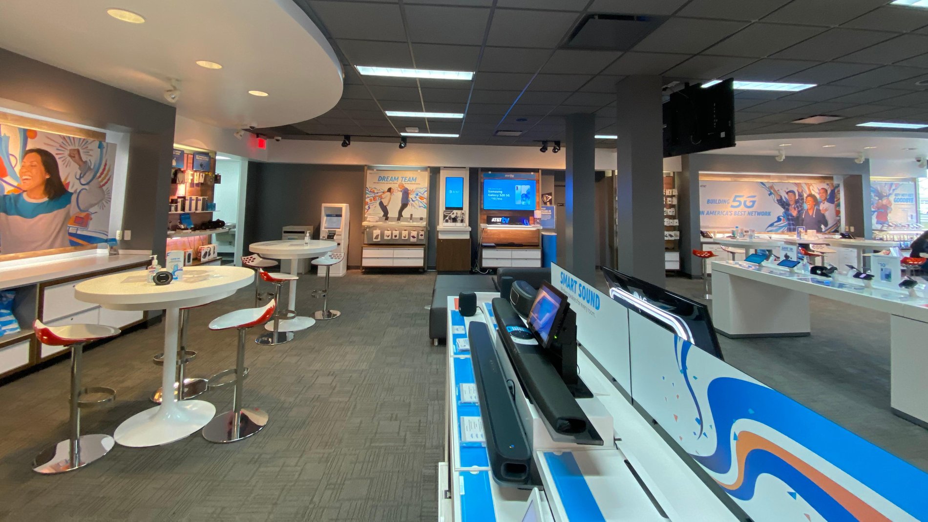 AT&T Store Sagamore Pkwy iPhone SE w/ Curbside Pickup Lafayette, IN