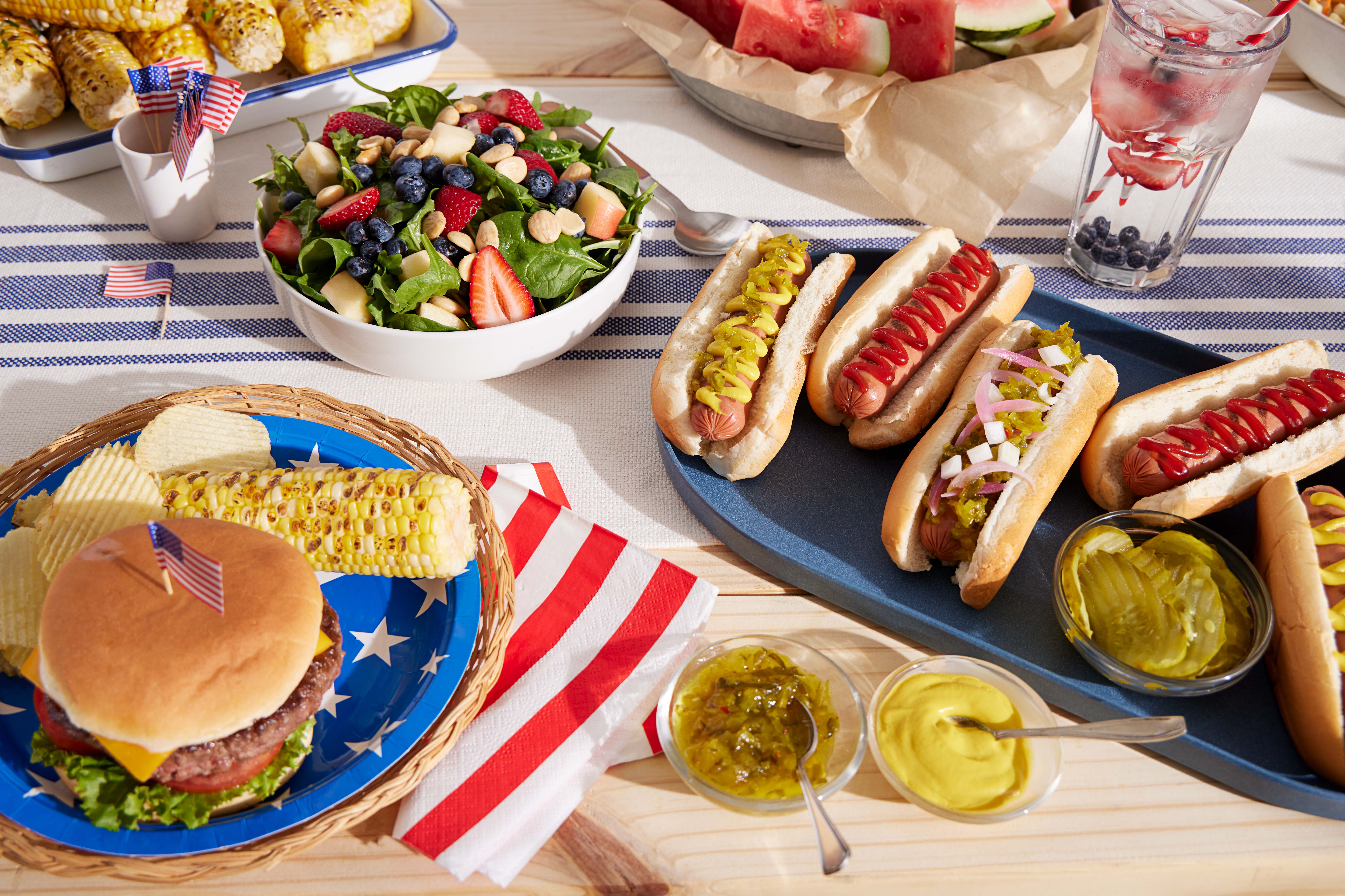 Shop 4th of July 2024 Party Food Ideas, Fried Chicken & Party Trays ...