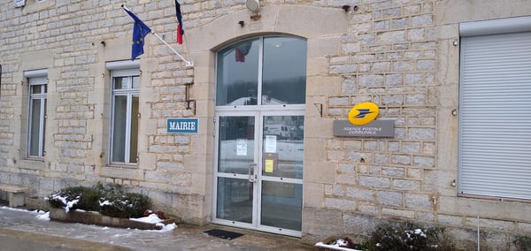 Photo du point La Poste Agence Communale PONT DU NAVOY Mairie