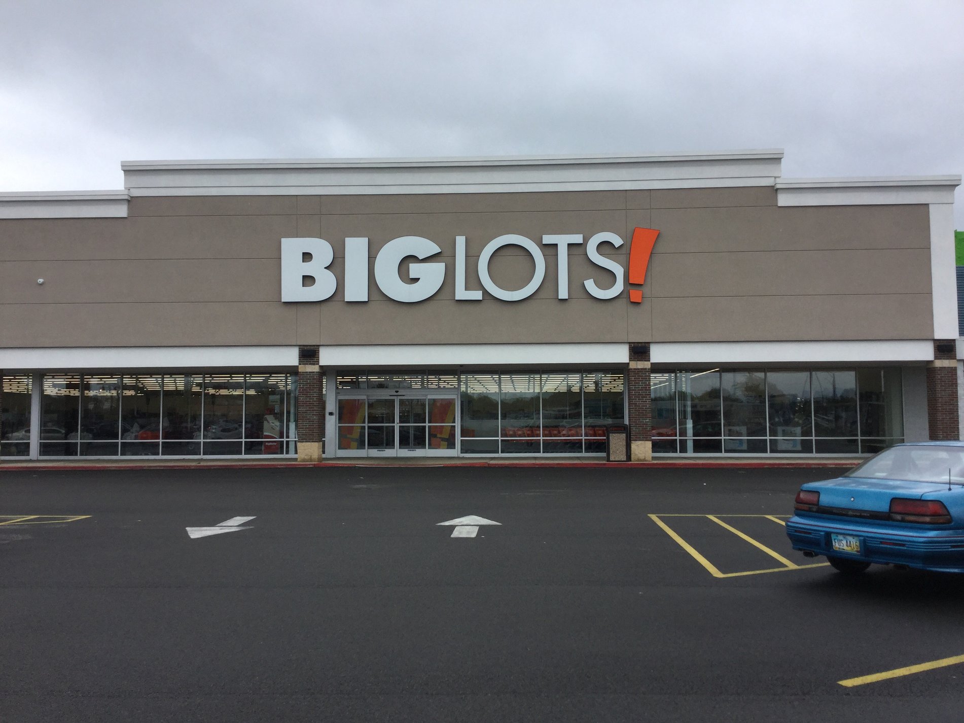 Visit the Big Lots in Elyria, OH, Located on 825 Cleveland St