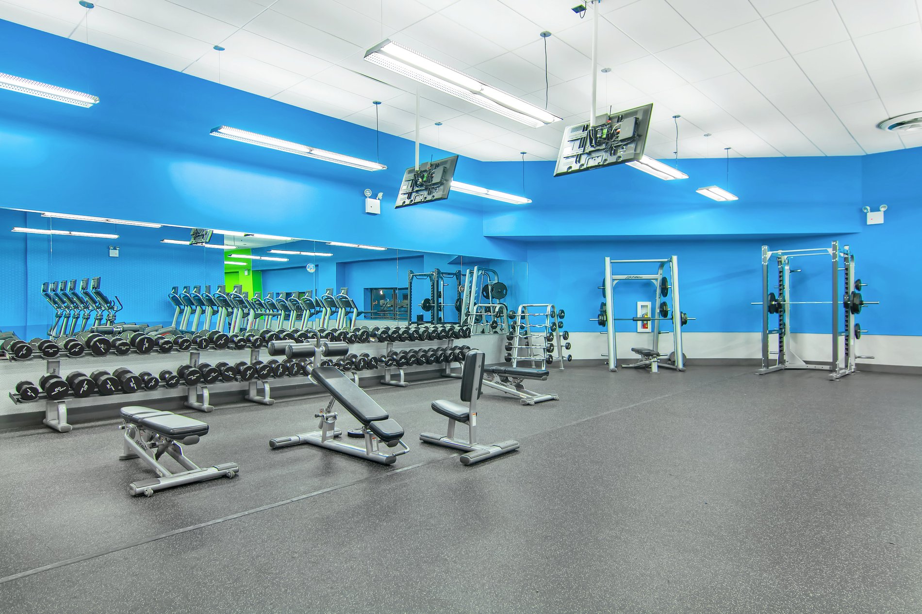 Blink Jamaica at 16302 Jamaica Avenue, Queens, NY Blink Fitness