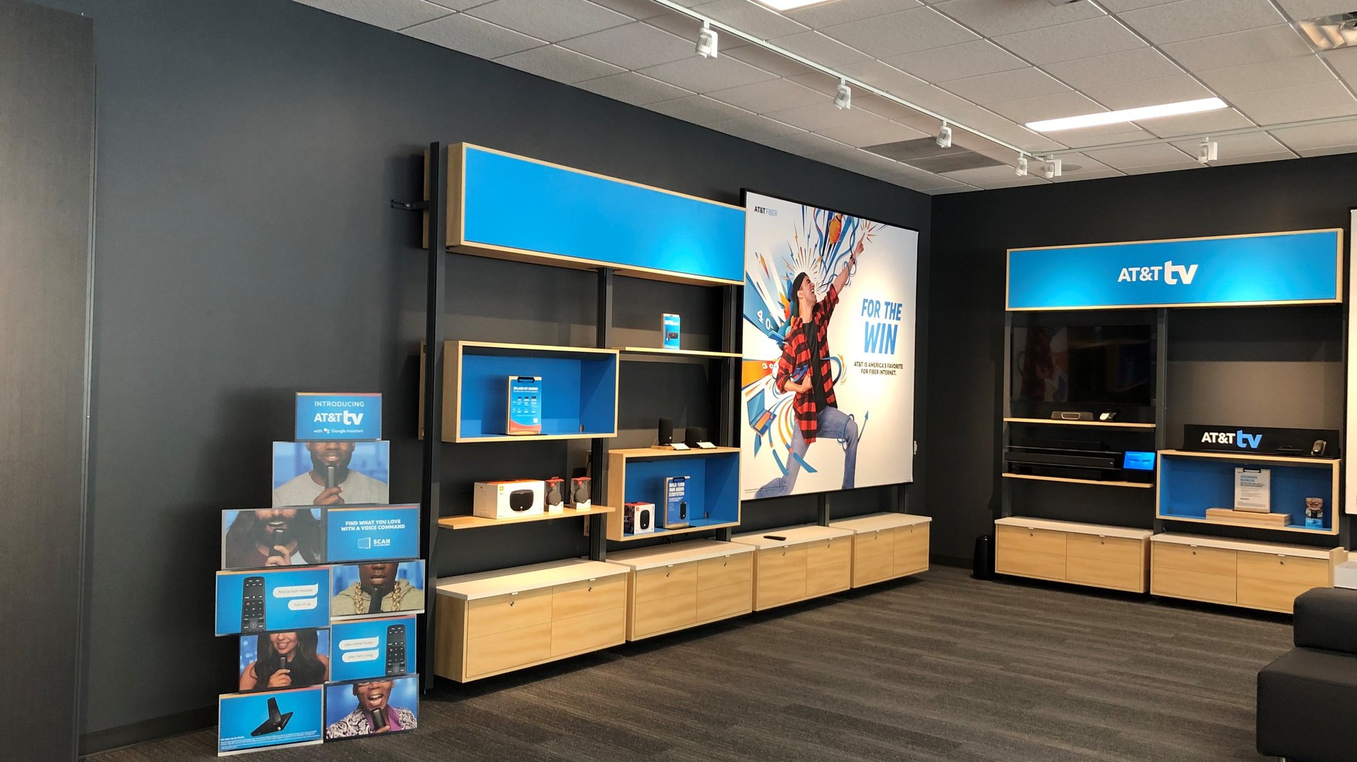 AT&T Store Ft. LauderdaleDowntown iPhone SE w/ Curbside Pickup