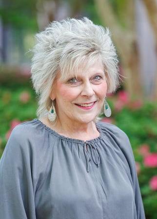 Photo of Cindy Raines