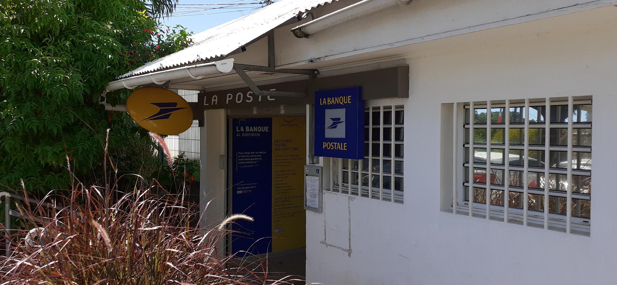 La Poste RIVIERE DES PLUIES (97438) La Poste