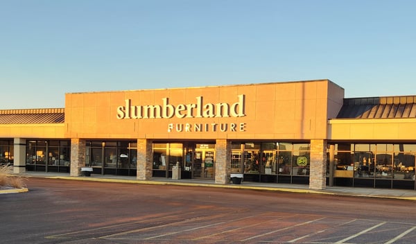 Slumberland Storefront in Grand Island, MO