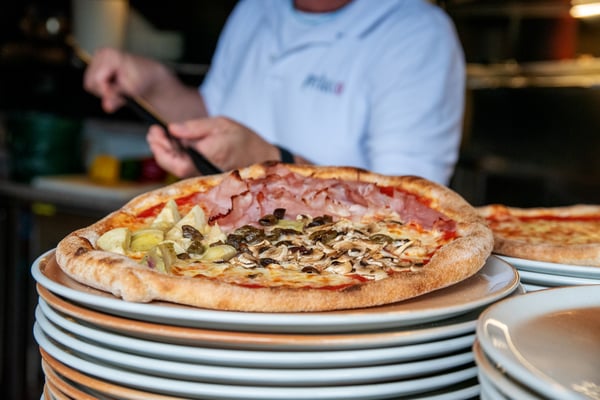 Mediterrane Küche und die besten Pizzen vom Holzofen