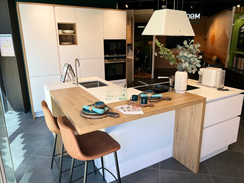 Ambiance scandinave , et plan de travail en quartz Boulanger Cuisine  Melun Cesson