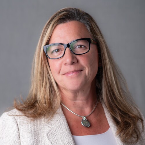 Headshot of Cristina Del Sol - TD Wealth Financial Advisor