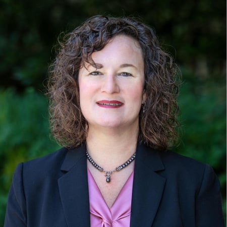 Photo of Leigh Holbrook