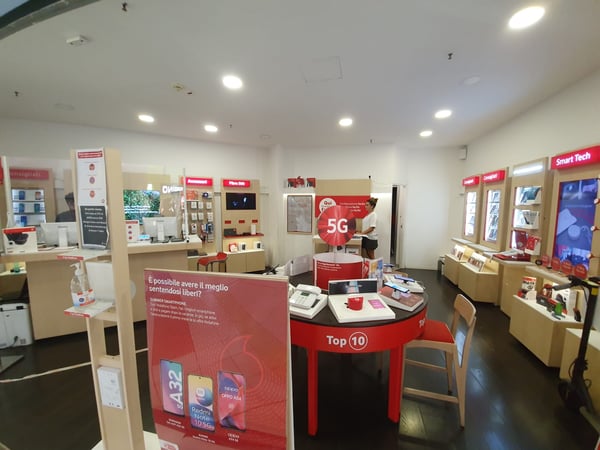 Vodafone Store | I Sanniti