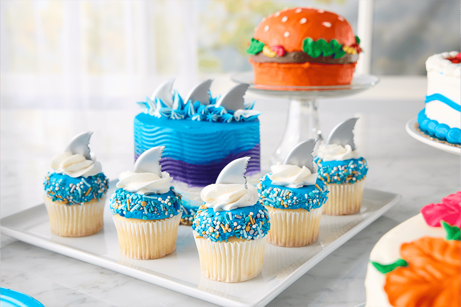 shark cake and cupcakes for summer