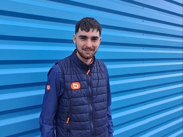 Esteban, vendeur mutimédia et caisse - Boulanger Pontivy