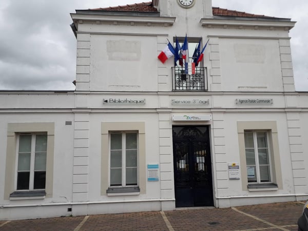 Photo du point La Poste Agence Communale MONTIGNY LES CORMEILLES Mairie