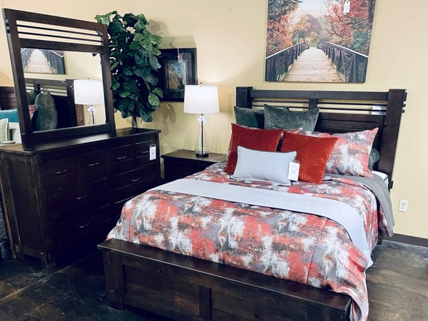 Slumberland Furniture Store in Cedar Rapids,  IA - Bedroom