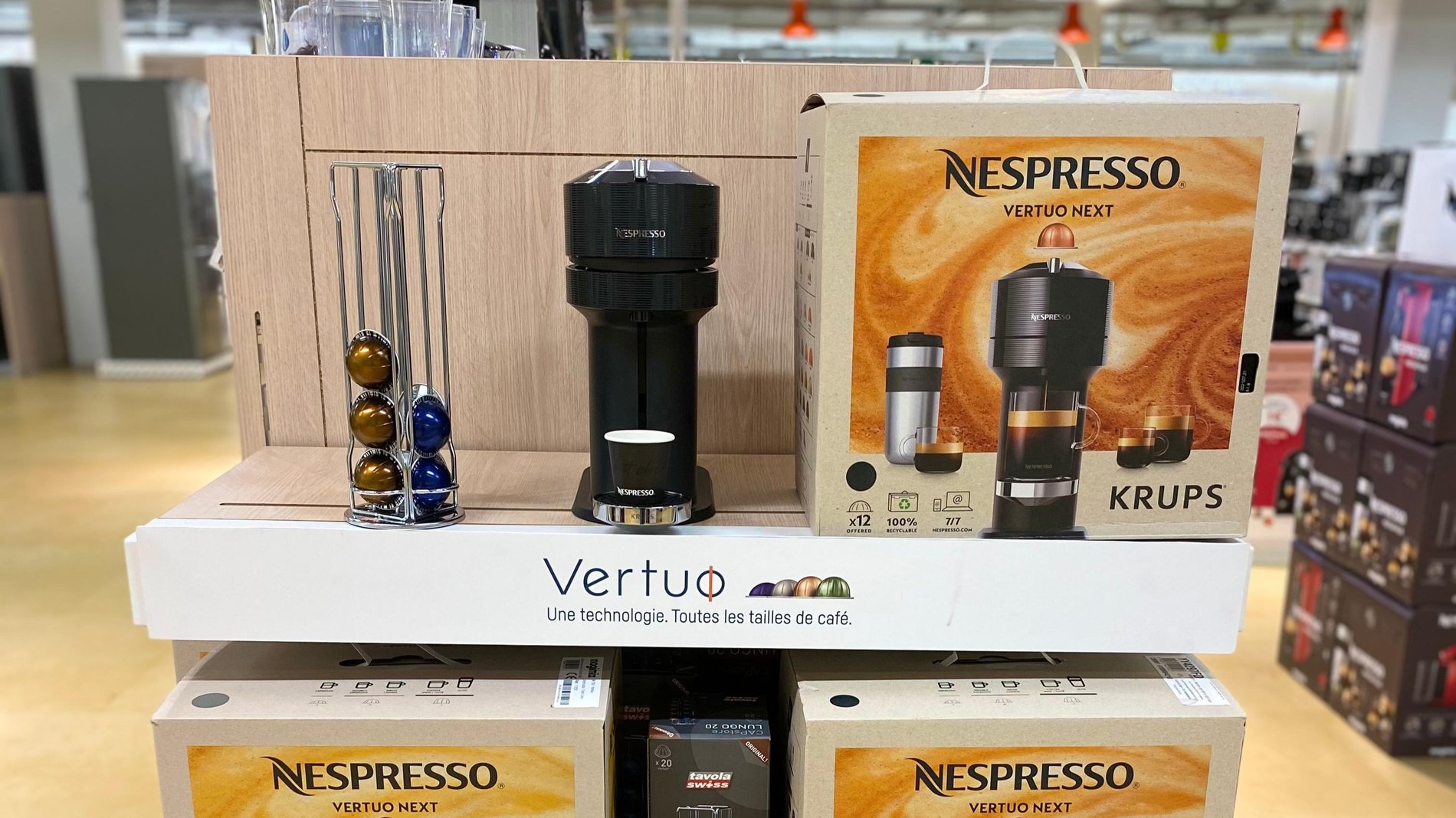 Machines à cafés Nespresso et capsules de cafés Nespresso, c'est ce qu'il vous faut pour savourer pleinement votre tasse de cafés !