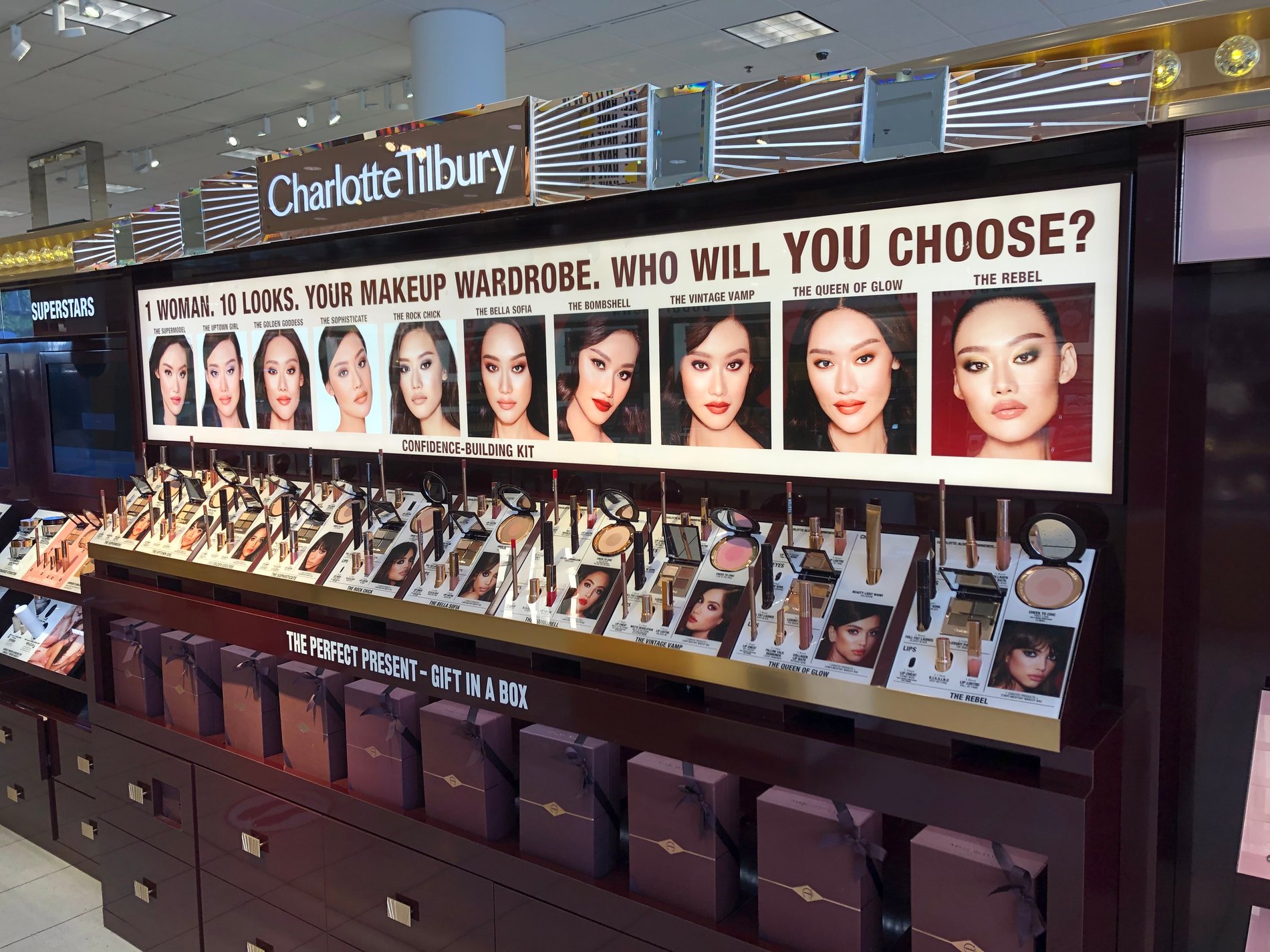 Stores background Charlottte Tilbury 4