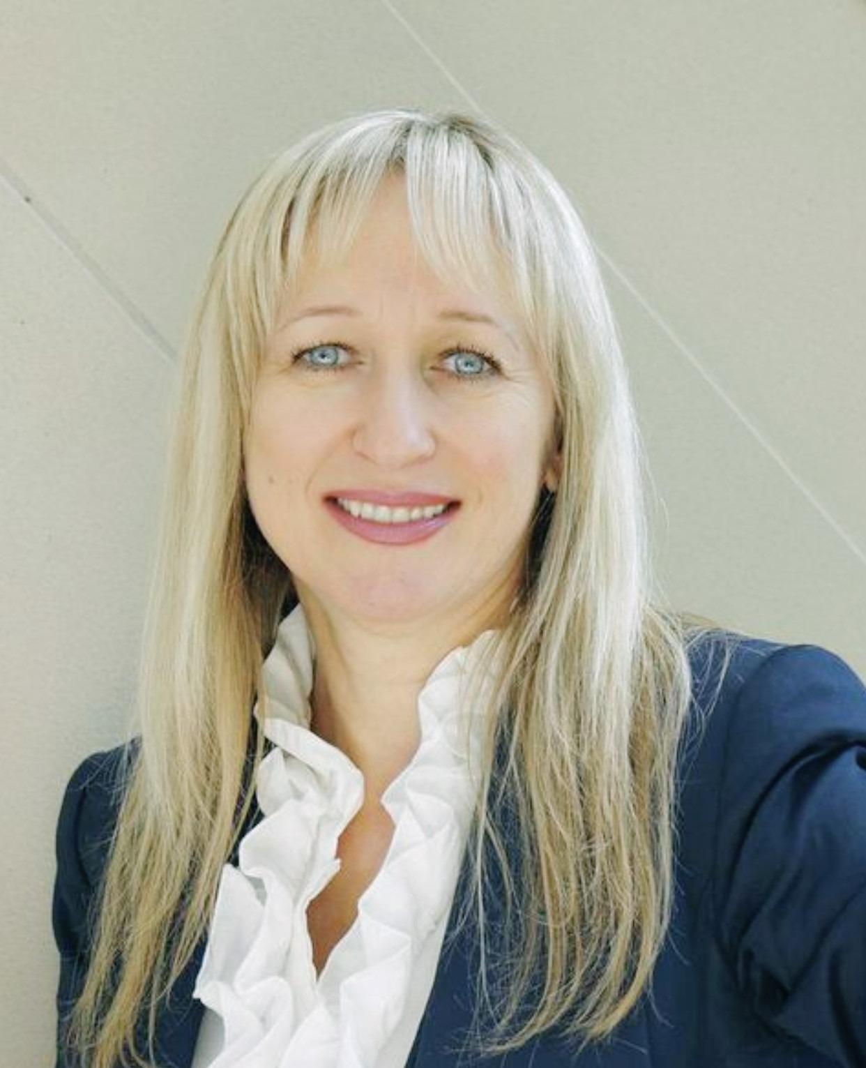 Hillary Longo Lantana, FL
