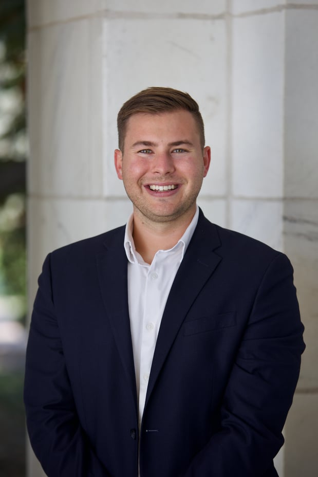 Carousel Associate Image