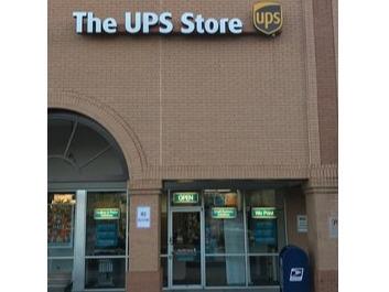 Facade of The UPS Store The Kroger Shopping Center