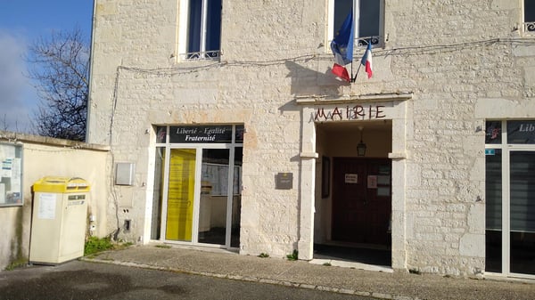 Photo du point La Poste Agence Communale BARGUELONNE EN QUERCY Mairie