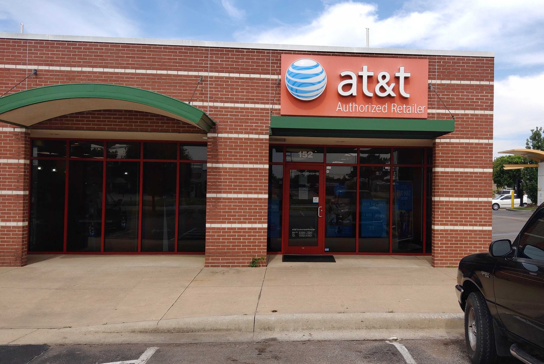 We are your local Norman, OK AT&T Authorized Retailer - Communication Solutions