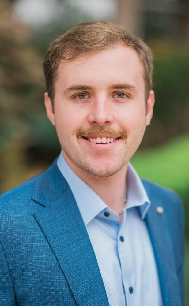 Photo of Gavin Holmes