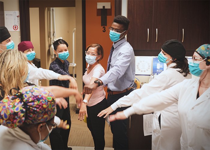 Dentist and hygienist work together