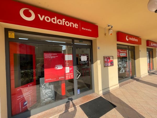 Vodafone Store | Maranello