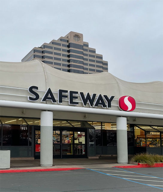 Safeway Store Front Picture - 921 E Hillsdale Blvd in Foster City CA