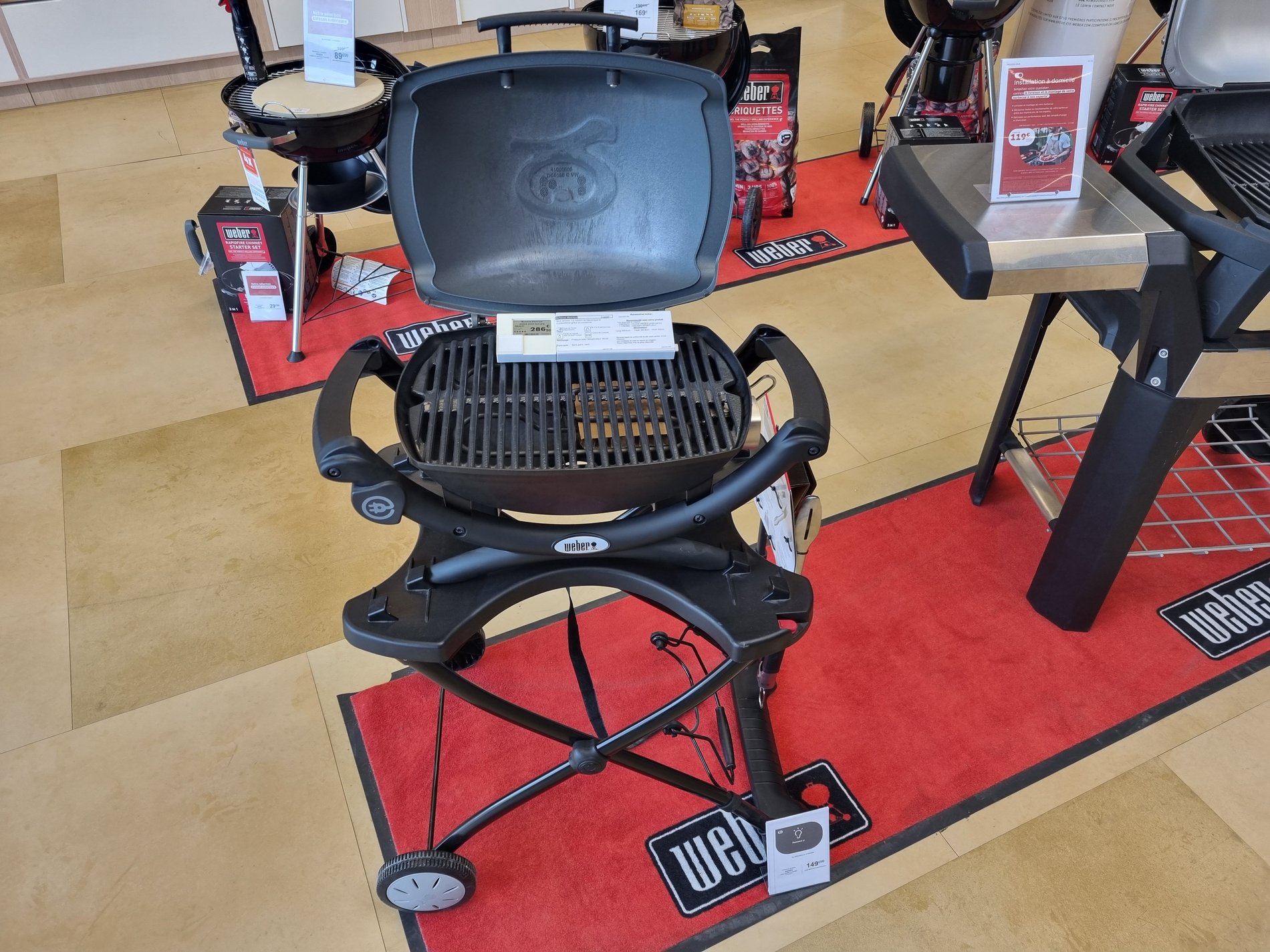 Notre gamme de Barbecue Weber proche de Salon, Velaux, Coudoux et Marignane